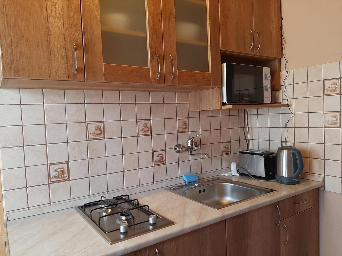 Egniss Apartman 2 Bogacs Bagian luar foto