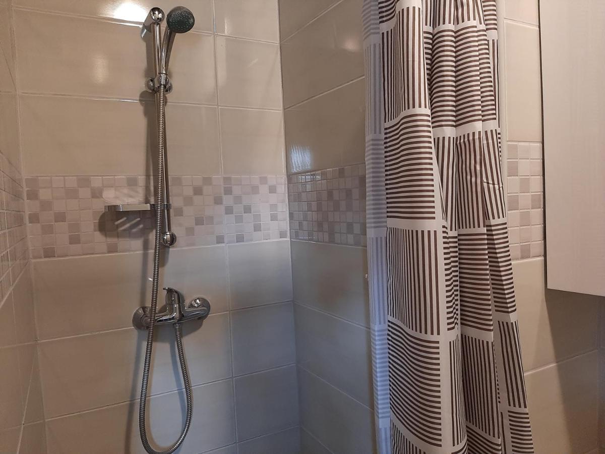Egniss Apartman 2 Bogacs Bagian luar foto